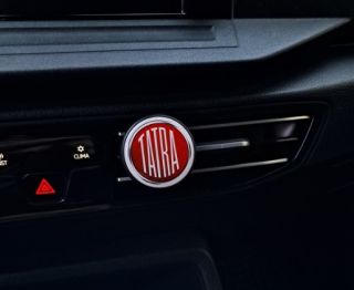 🌺 TROPICAL HAWAII – když chceš mít léto i v autě Naštartuješ… a najednou jsi myšlenkami u moře. Naše kulatá vůně s logem...